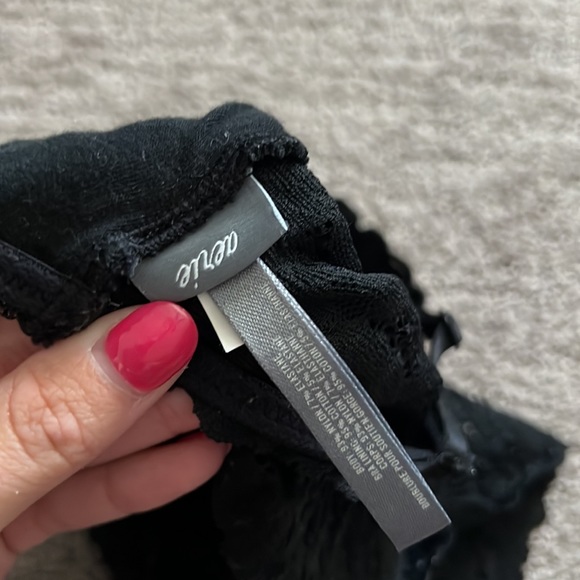 Aerie Bralette - Picture 6 of 7